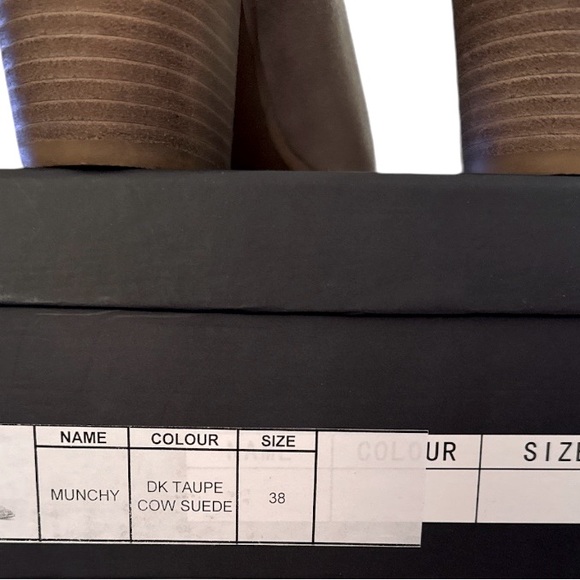 NWT Anthropologie Silent D Munchy Western Boot in Taupe Size 38 - Picture 9 of 11